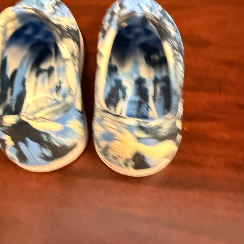 Kids Blue Tie-Dye Slip-On Shoes - Picture 3 of 5